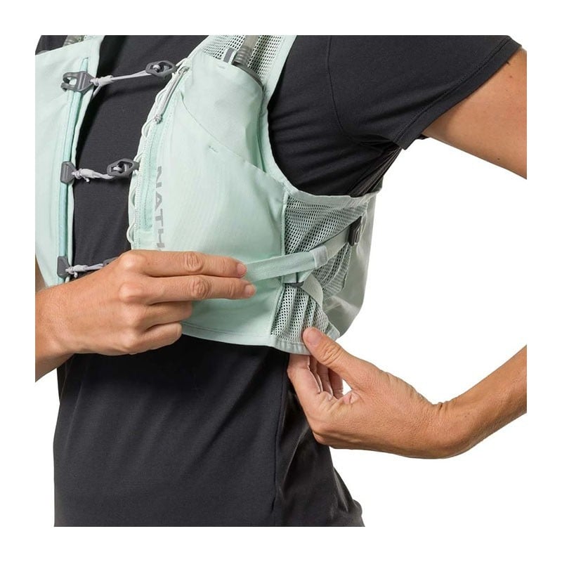 Gilet d’hydratation trail femme 4 L + 2 flasques souples Pinnacle Breeze - Nathan - Le Sport Discount pas cher